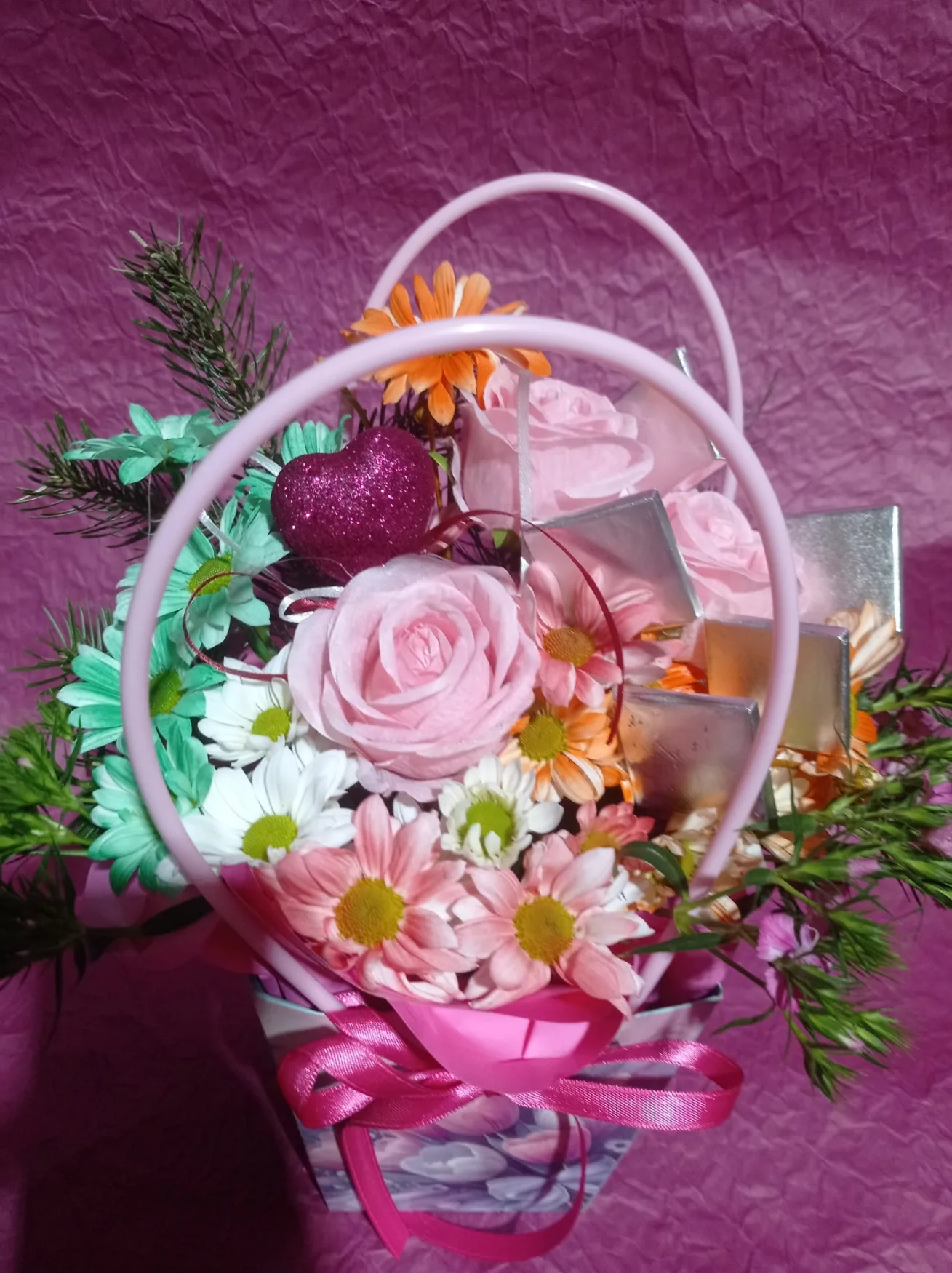 Çantada Pembe Gül ve Gerbera - Malatya Çiçekçi By Soydan