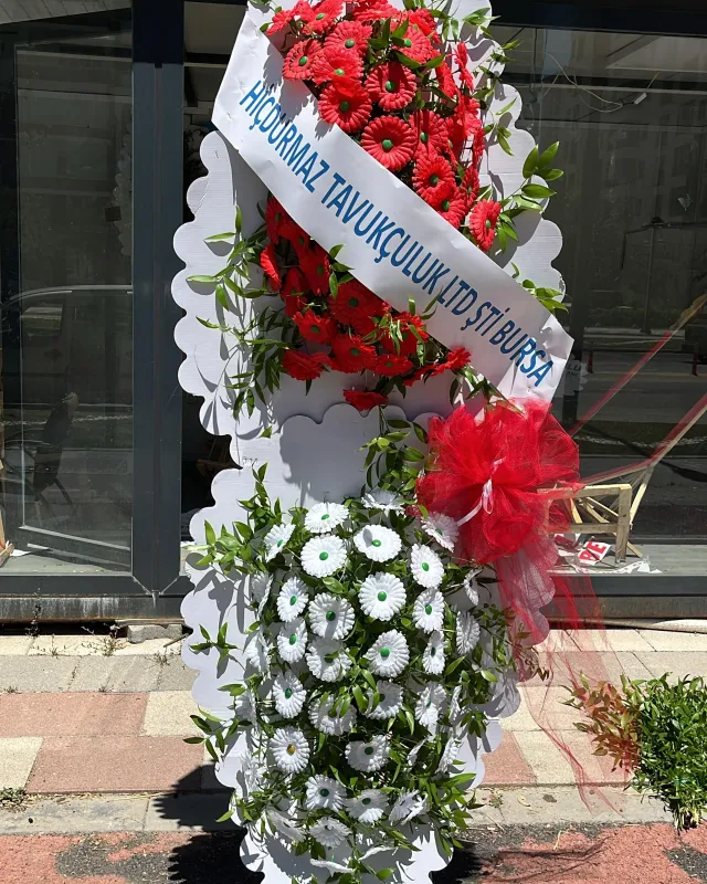 İki Katlı Kırmızı Beyaz Gerbera Ayaklı Sepet - Malatya Çiçekçi By Soydan (2)