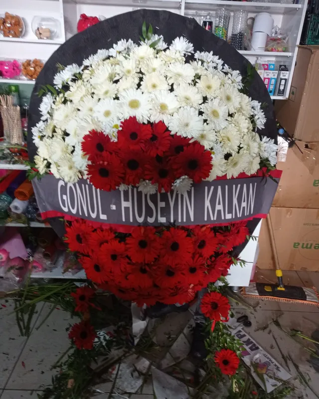 Kırmızı Beyaz Cenaze Çelengi - Malatya Çiçekçi By Soydan