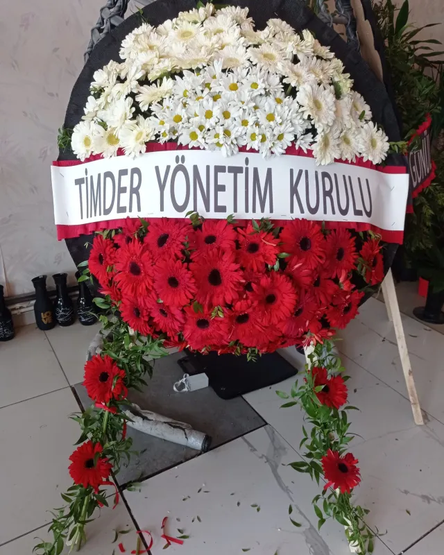 Kırmızı Beyaz Gerbera Çelenk - Malatya Çiçekçi By Soydan (2)