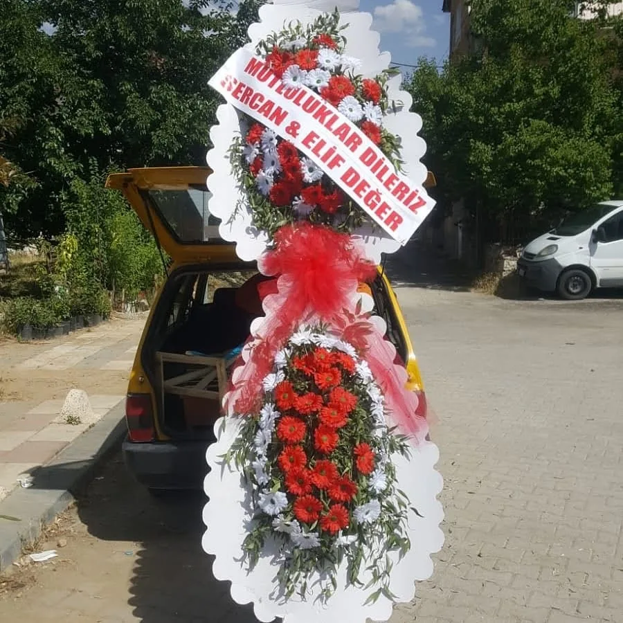 Kırmızı Gerbera Düğün Ayaklı Sepeti - Malatya Çiçekçi By Soydan