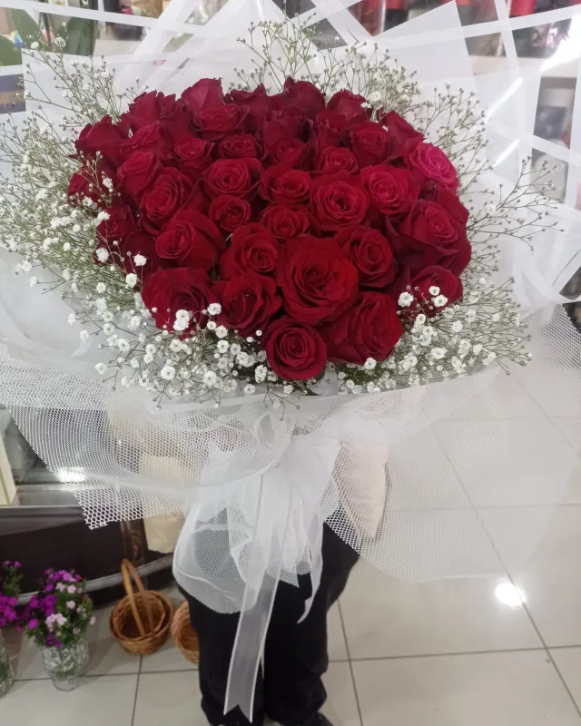 Cipsofilyalı Kırmızı Gül Buketi - Malatya Çiçekçi By Soydan