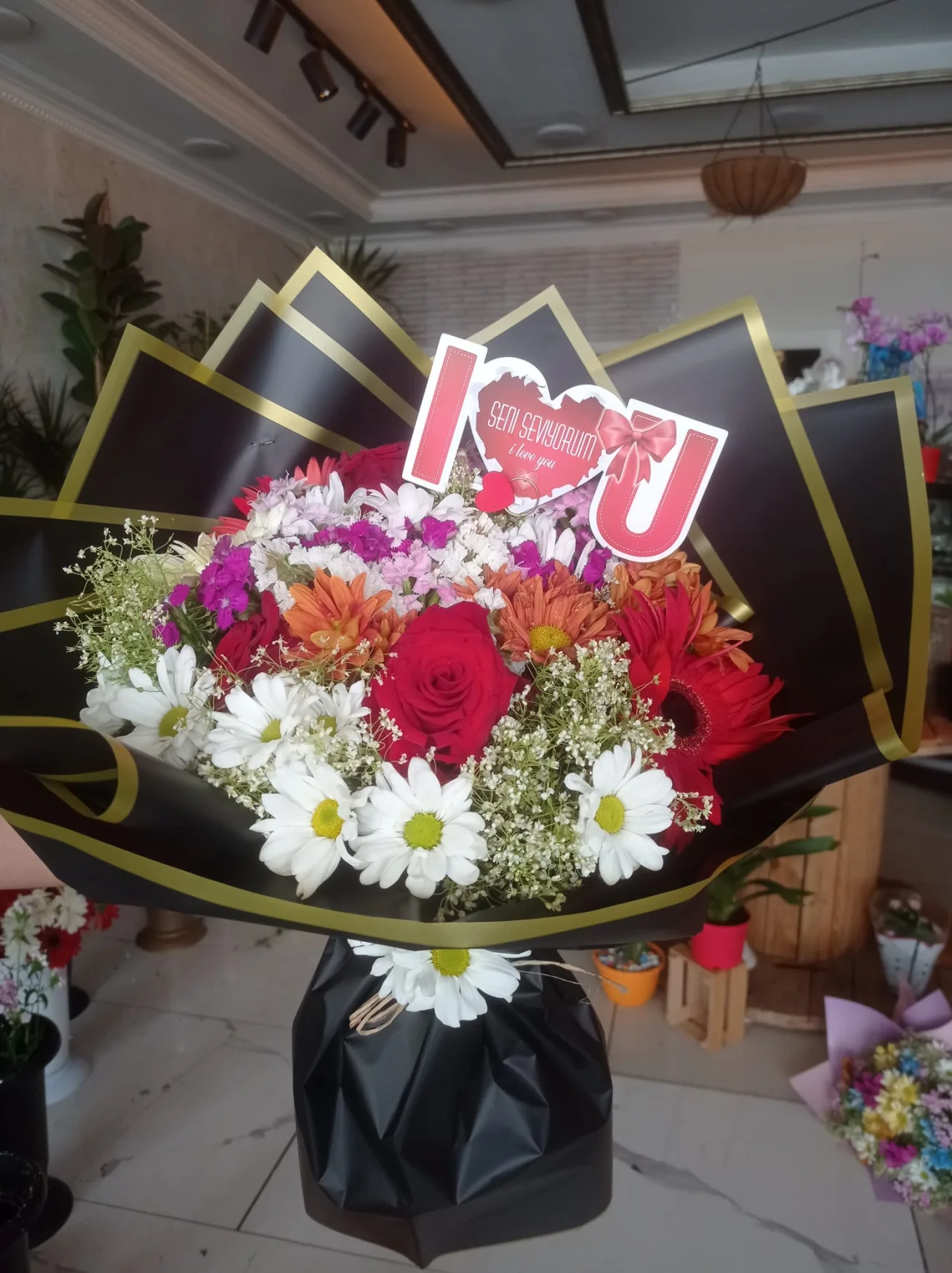 I Love You Süslü Karışık Buket - Malatya Çiçekçi By Soydan